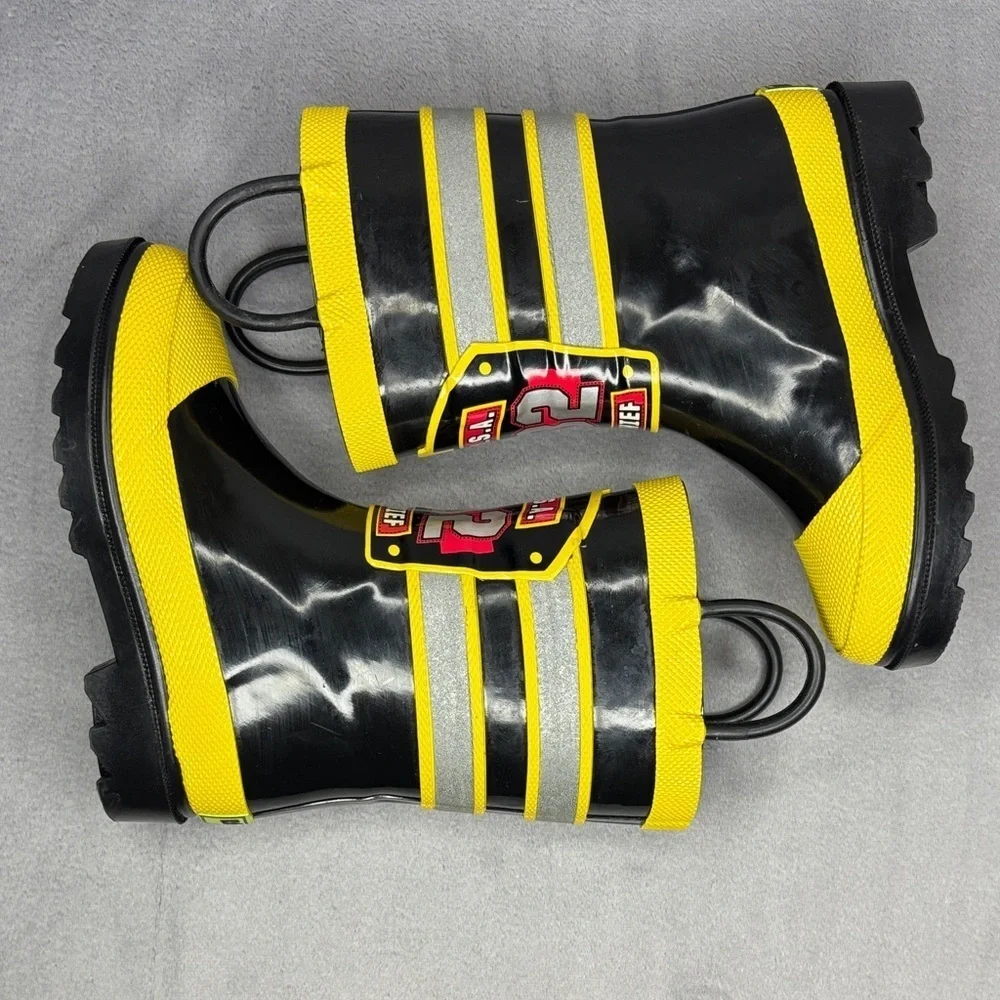 Western Chief Firefighter Rain Boots Toddler Size 9 Yellow Black Rubber Fireman